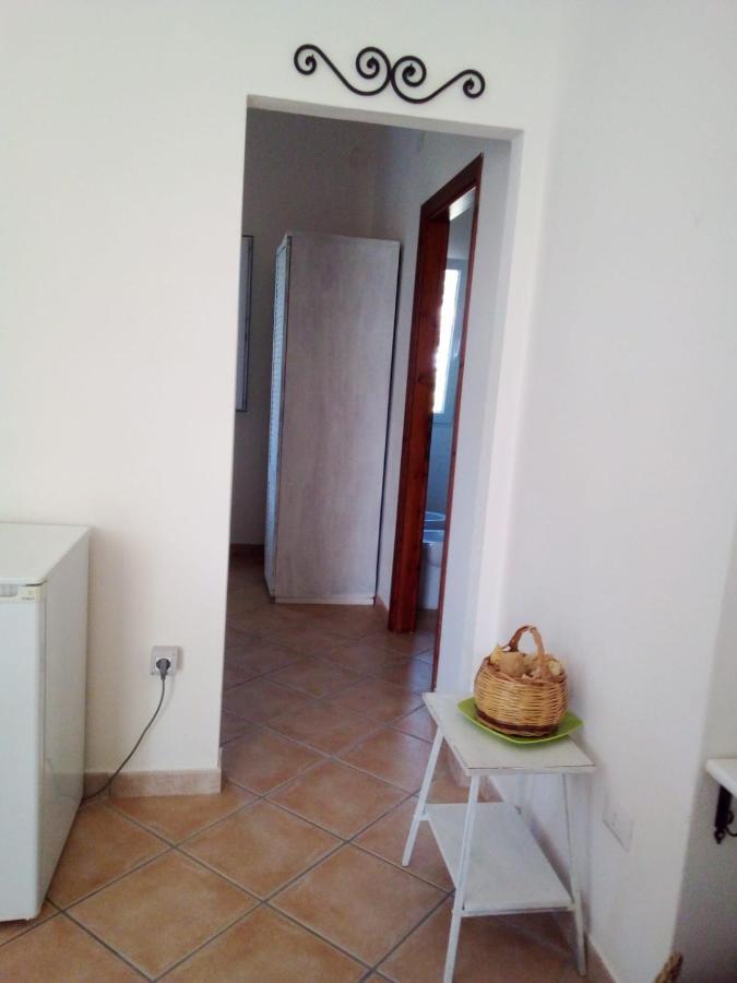 Nuova Depandance Marina E Claudio Apartman Sarroch Kültér fotó