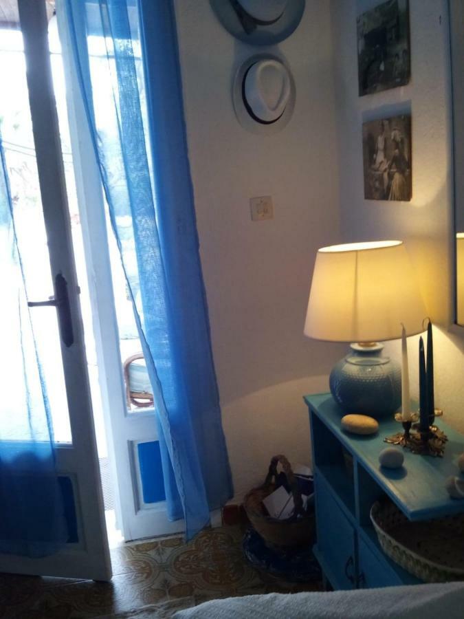 Nuova Depandance Marina E Claudio Apartman Sarroch Kültér fotó
